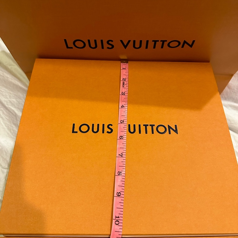 Lv box and bag
